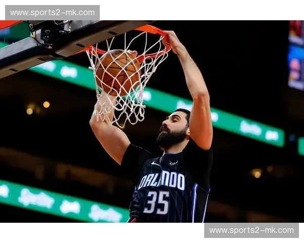 尼克斯罗宾逊离队后篮板保护率下跌，内线护框真空成明显短板